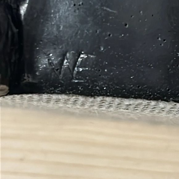 Vintage A WOLF  ORIGINAL Mother & Child Carved Sculpture Statue Inuit - Picture 3 of 5